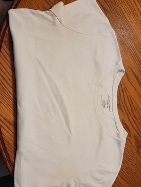 Old Navy Classic White Crewneck Tee